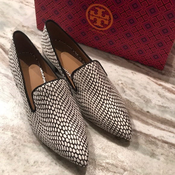 navy blue dress shoes wide width